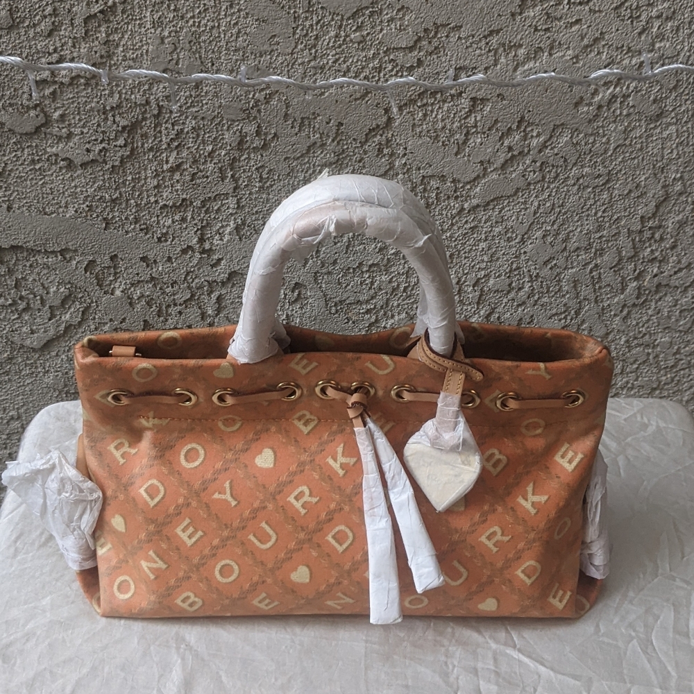 New Dooney and Bourke Tote